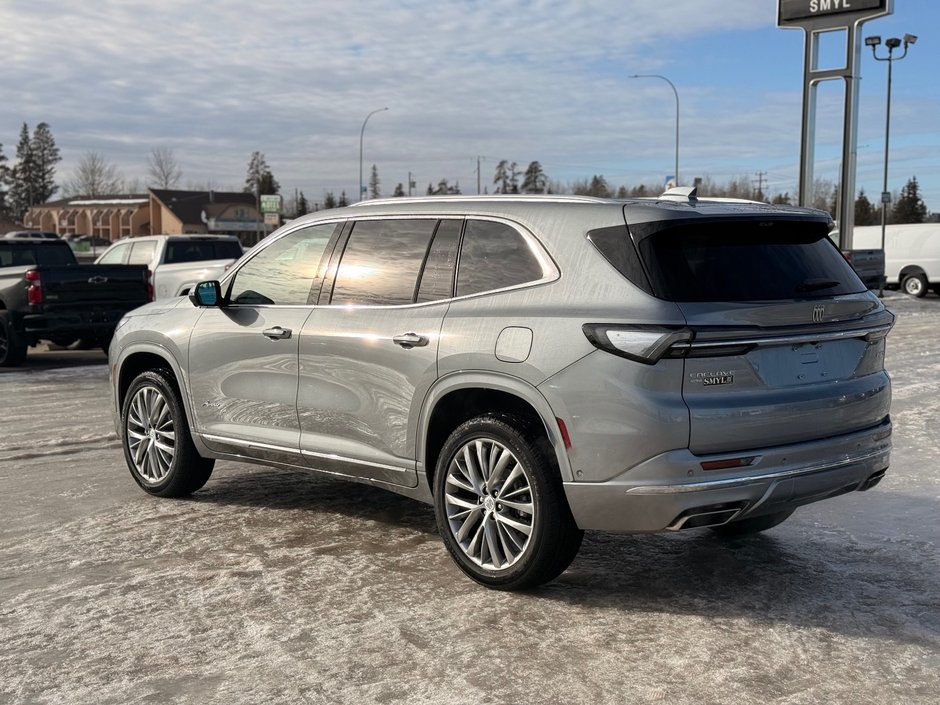 2026 Buick Enclave Avenir-7