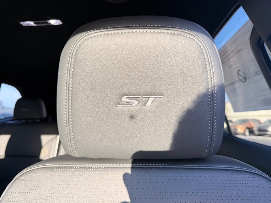 2026 Buick Enclave Sport Touring-13