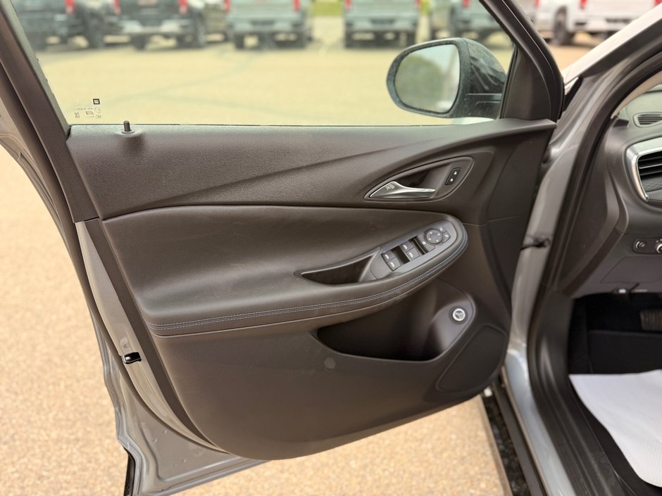 2026 Buick Encore GX Sport Touring-9