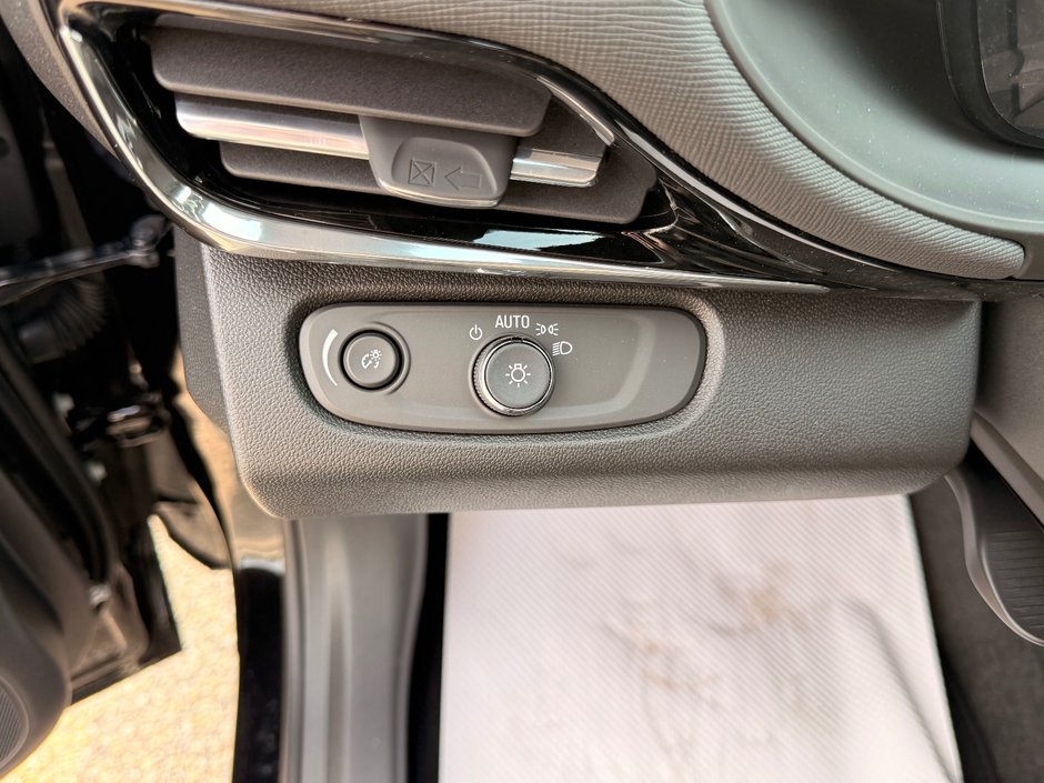 2026 Buick Envista Sport Touring-10