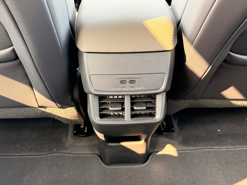 2027 Chevrolet Equinox LT-18