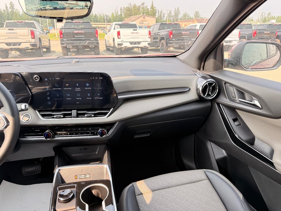 2027 Chevrolet Equinox LT-13
