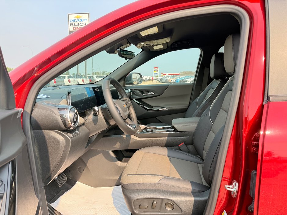 2027 Chevrolet Equinox LT-10