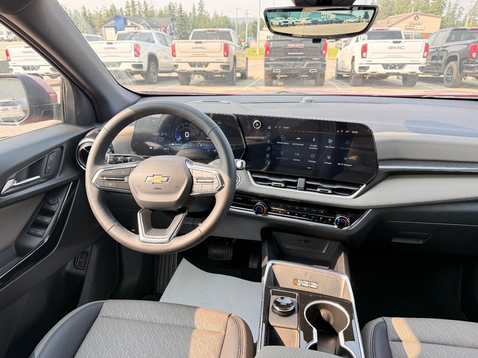 2027 Chevrolet Equinox LT-12