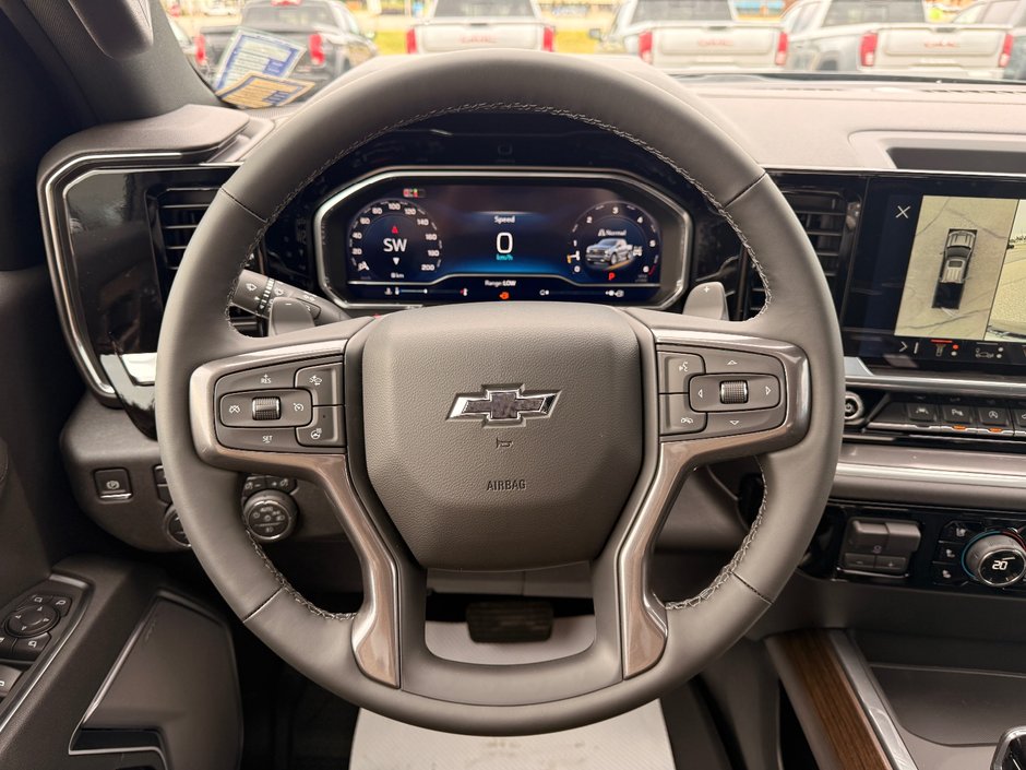 2025 Chevrolet Silverado 1500 High Country-16