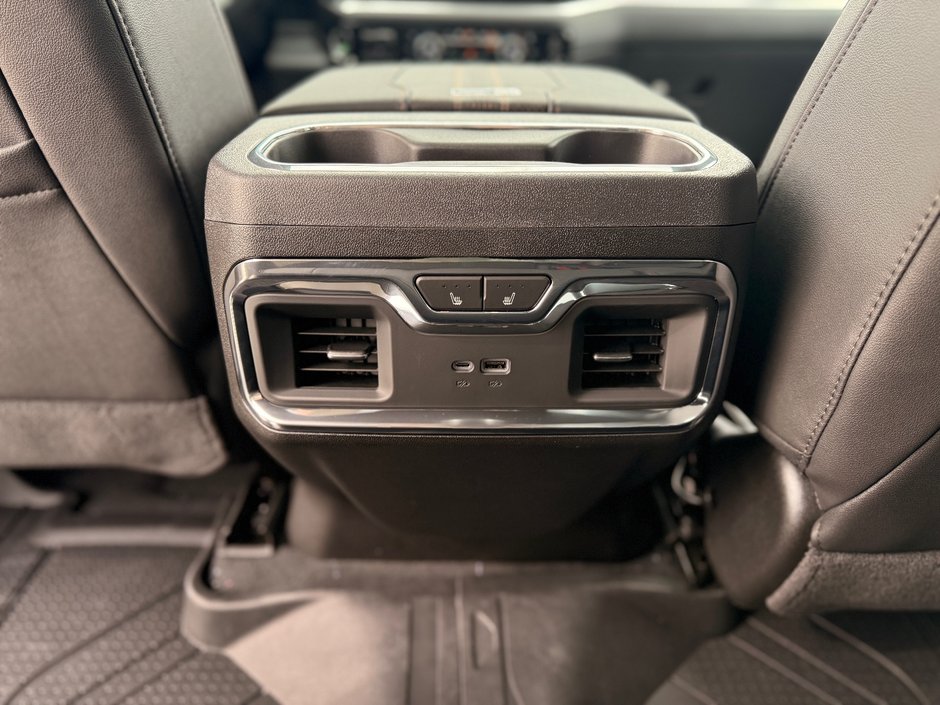 2025 Chevrolet Silverado 1500 High Country-18