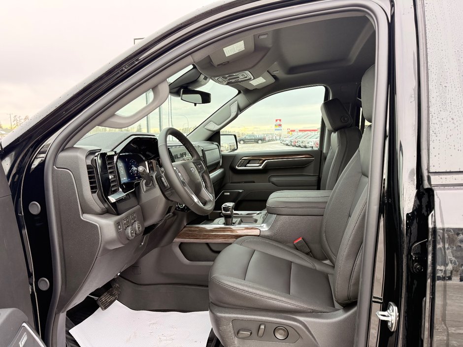 2026 Chevrolet Silverado 1500 LT Trail Boss-10