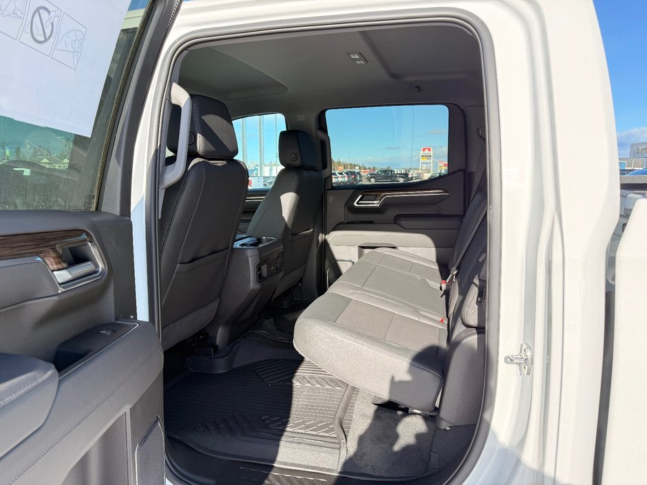 2026 Chevrolet Silverado 1500 LT Trail Boss-10