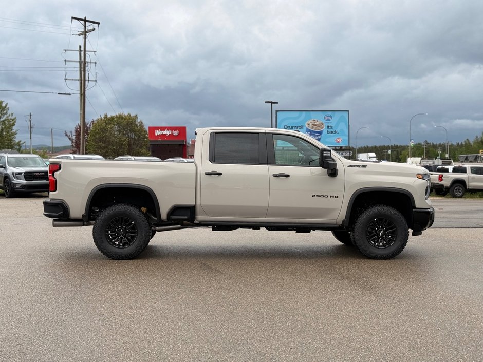 2026 Chevrolet Silverado 2500 HD ZR2-3