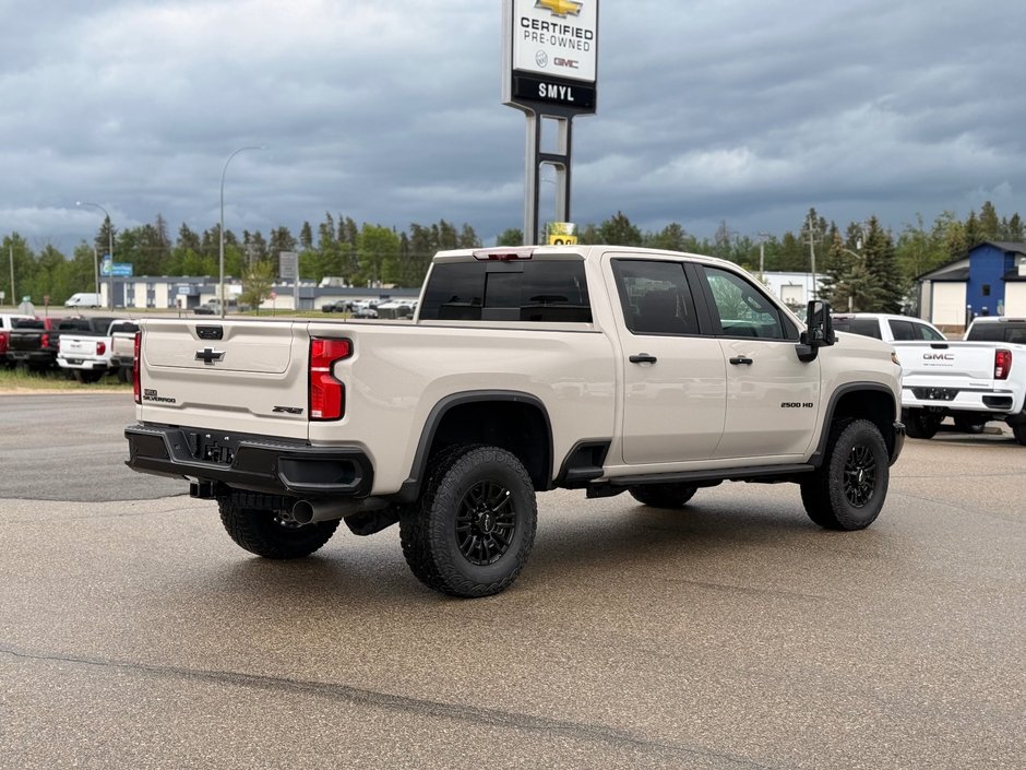 2026 Chevrolet Silverado 2500 HD ZR2-4