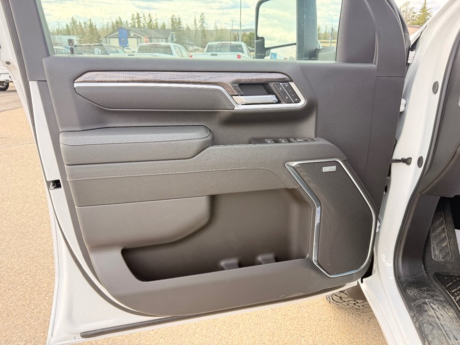 2026 Chevrolet Silverado 3500 HD LTZ SRW-8