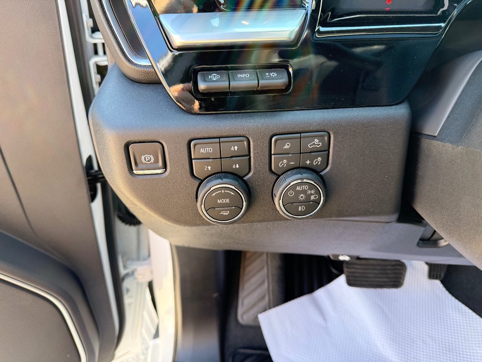 2026 Chevrolet Silverado 3500 HD LTZ SRW-9