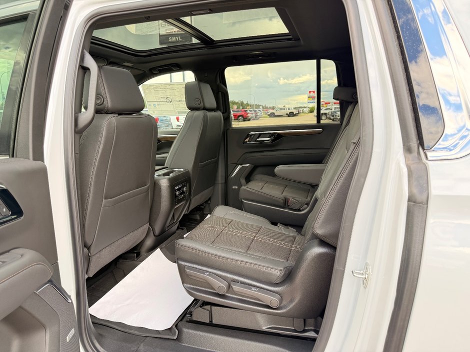 2026 Chevrolet Suburban High Country-13