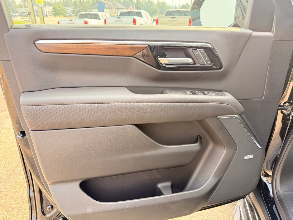 2026 Chevrolet Suburban High Country-9