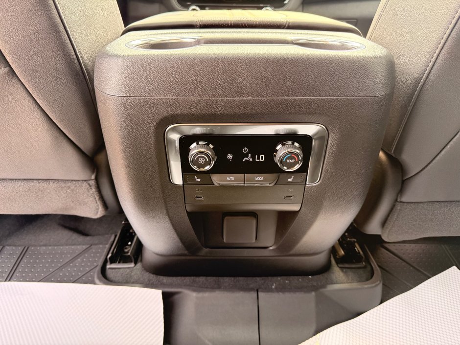 2026 Chevrolet Suburban High Country-20