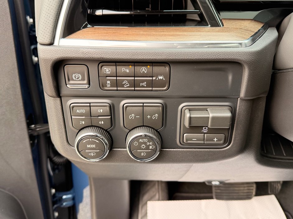2026 Chevrolet Suburban High Country-11