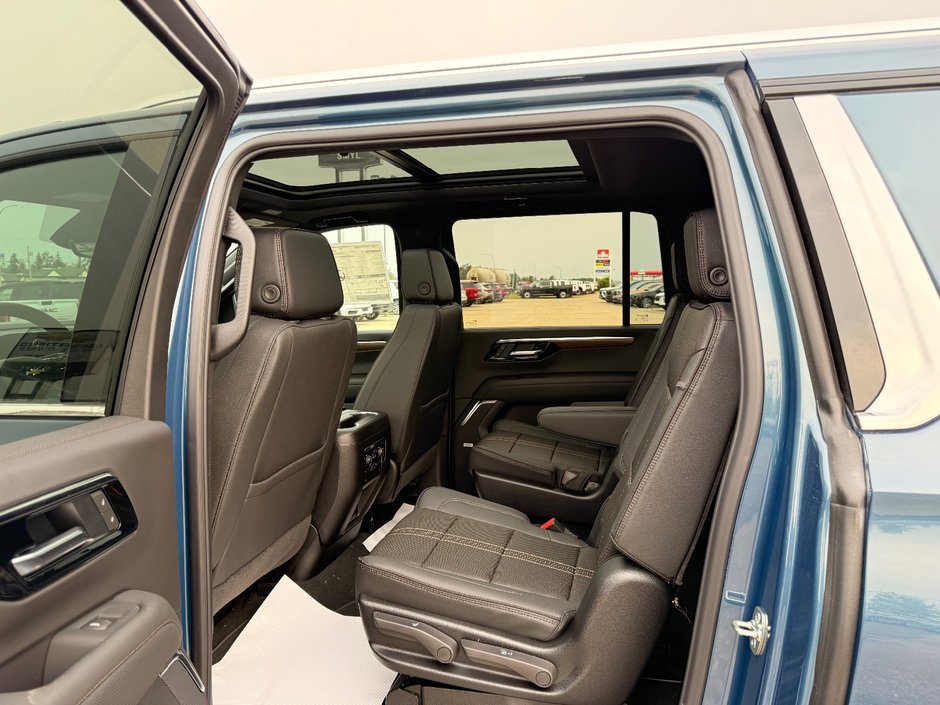 2026 Chevrolet Suburban High Country-13