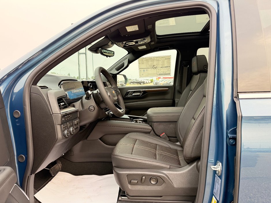 2026 Chevrolet Suburban High Country-12
