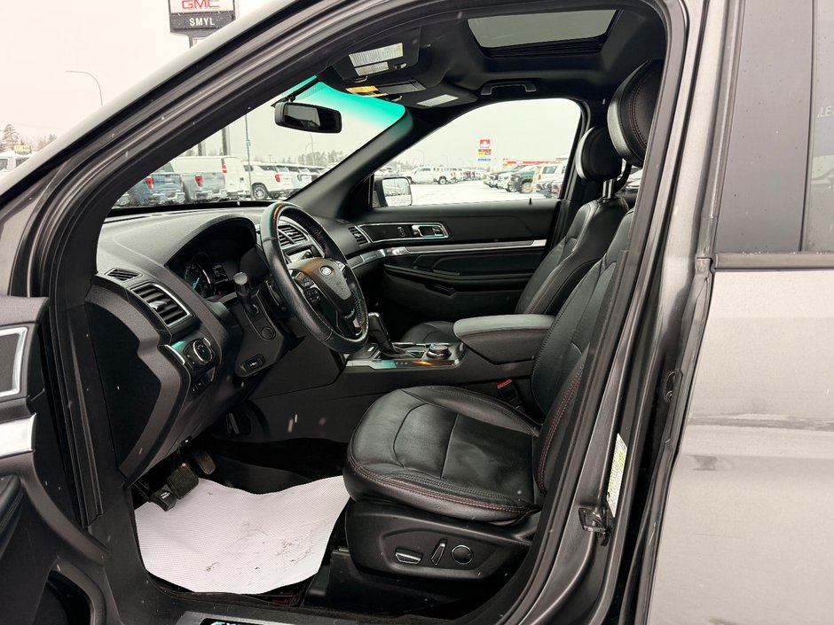 2017 Ford Explorer Sport Sport-11
