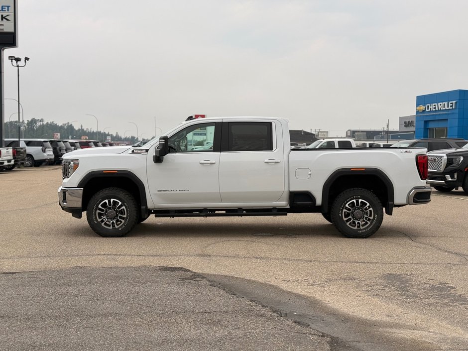 2021 GMC 3500 SLE Crew CAB Pickup 4WD SLE-7