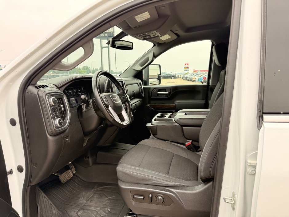 2021 GMC 3500 SLE Crew CAB Pickup 4WD SLE-10