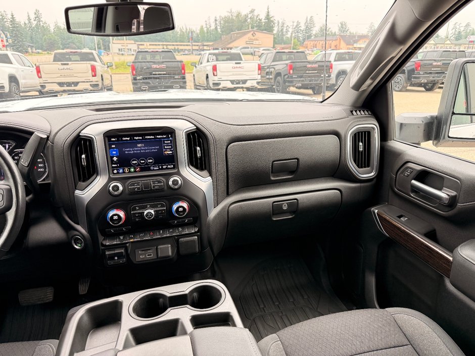 2021 GMC 3500 SLE Crew CAB Pickup 4WD SLE-13