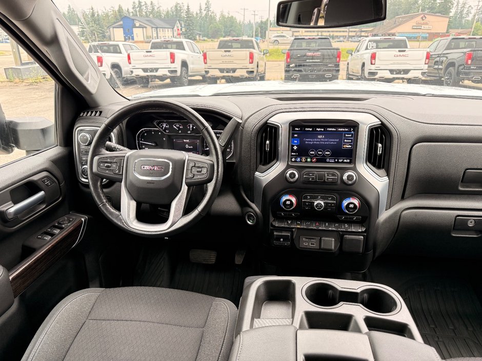 2021 GMC 3500 SLE Crew CAB Pickup 4WD SLE-12