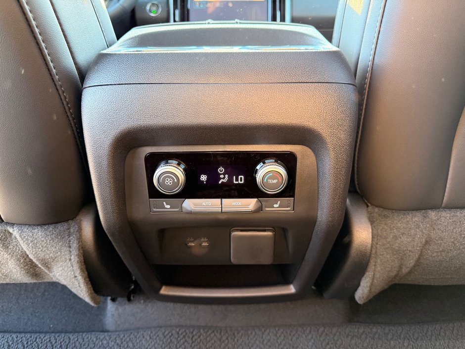 2026 GMC Acadia DENALI-19