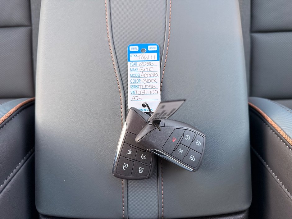 2026 GMC Acadia AT4-18