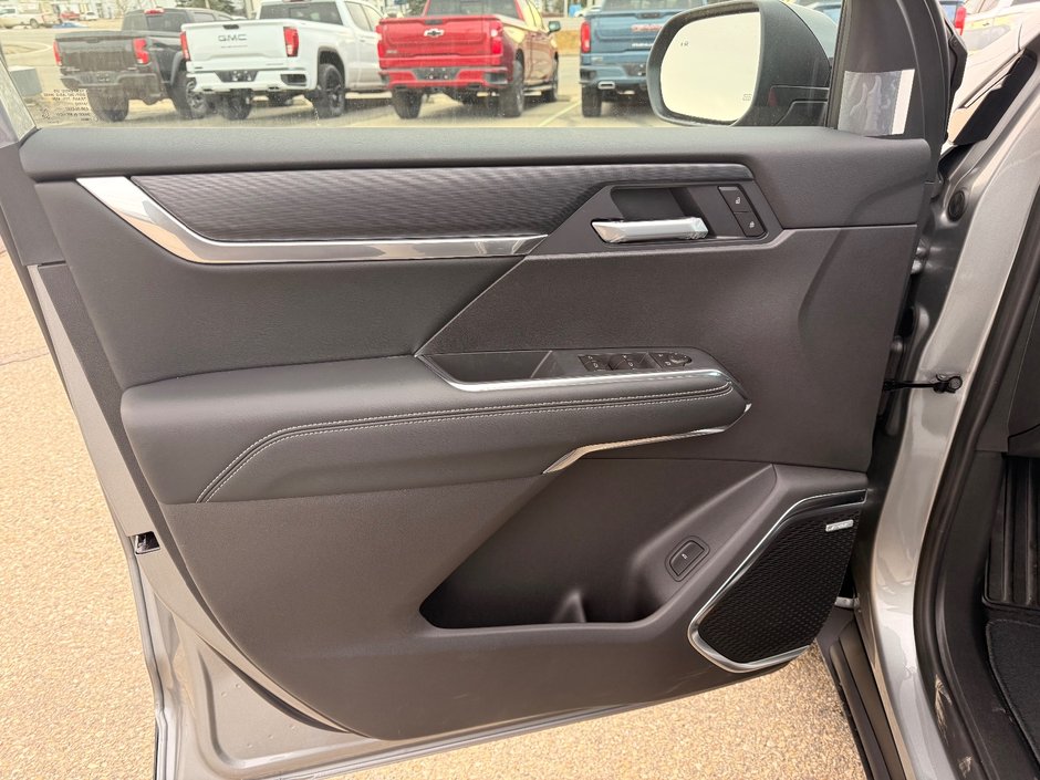 2026 GMC Acadia ELEVATION-8