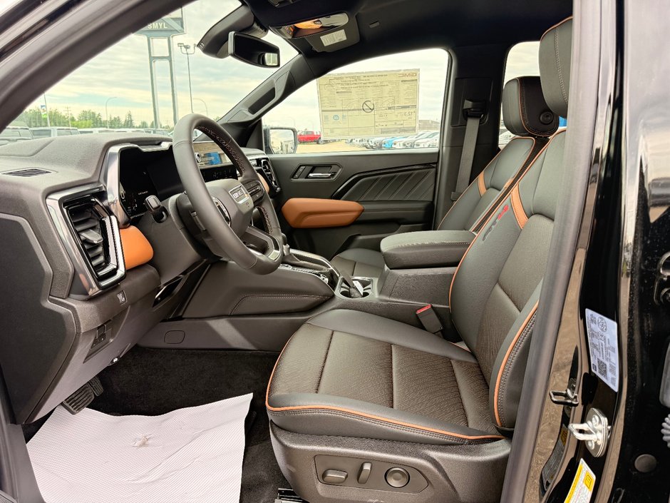 2026 GMC Canyon AT4-9