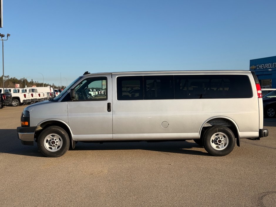 2025 GMC Savana Passenger 3500 LS 155''-8