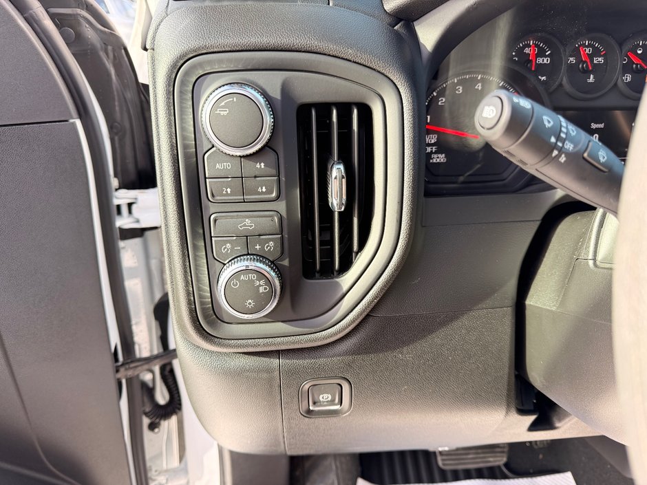 2026 GMC Sierra 1500 PRO-9