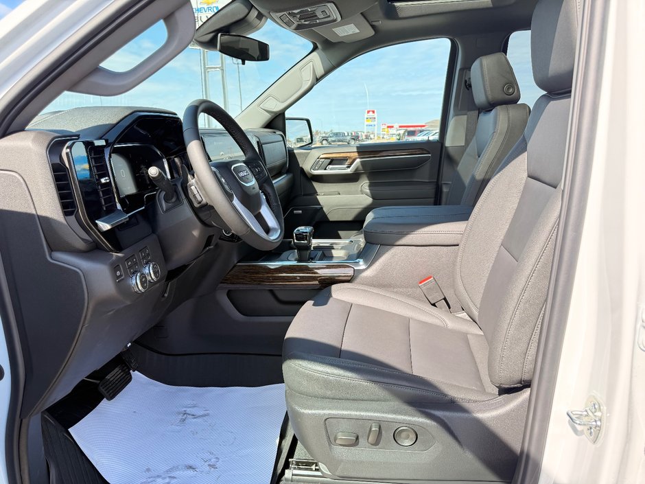 2026 GMC Sierra 1500 ELEVATION-10