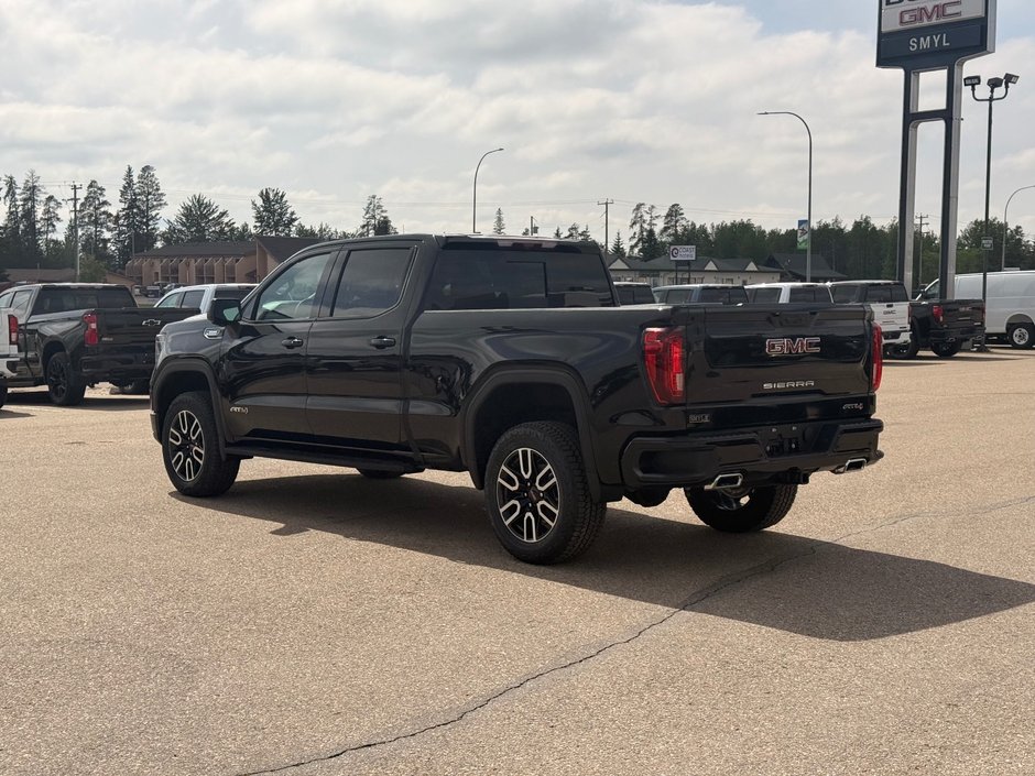 2026 GMC Sierra 1500 AT4-6
