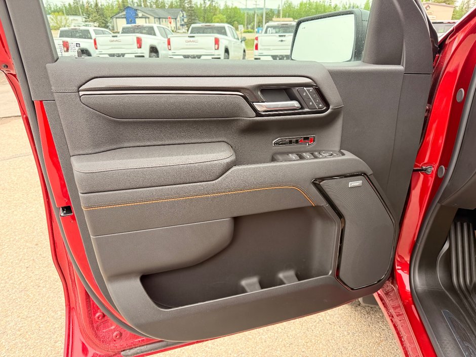 2026 GMC Sierra 1500 AT4-8