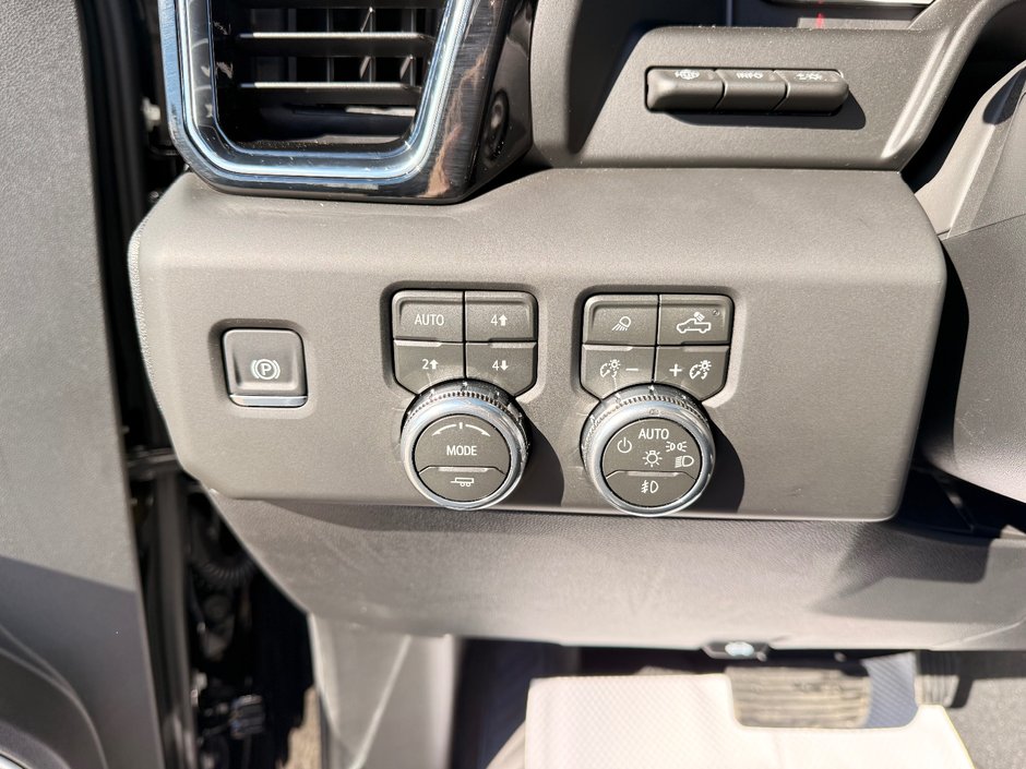 2026 GMC Sierra 1500 DENALI-9