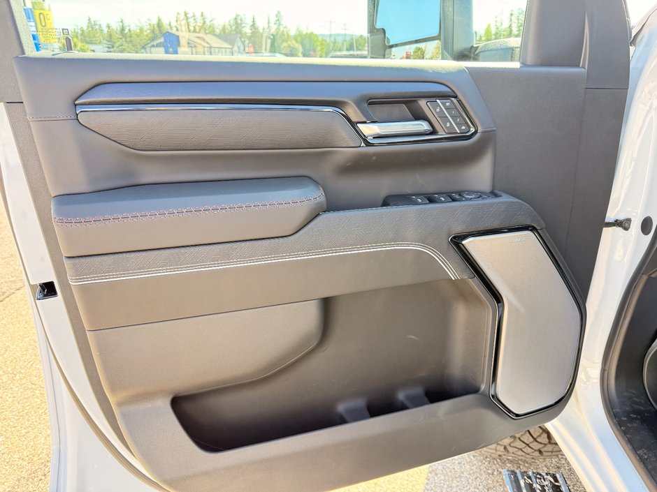 2026 GMC Sierra 2500 HD AT4X-8