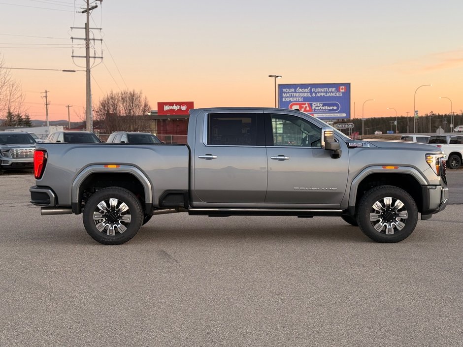 2026 GMC Sierra 3500 HD DENALI SRW-3