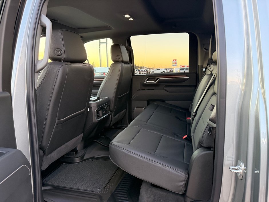 2026 GMC Sierra 3500 HD DENALI SRW-11