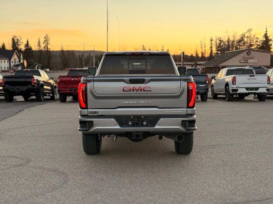2026 GMC Sierra 3500 HD DENALI SRW-5
