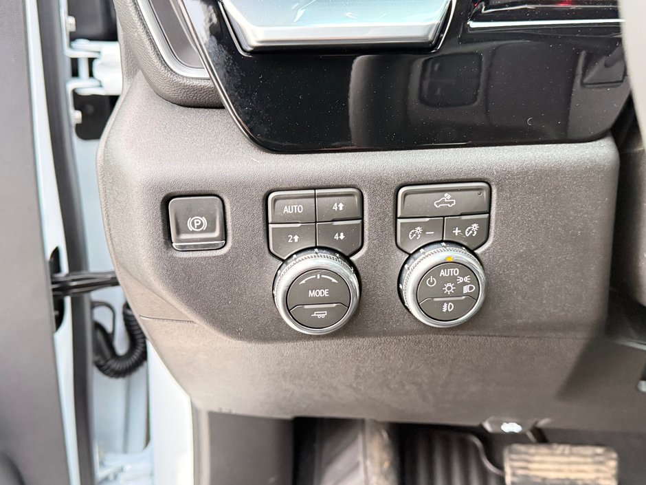 2026 GMC Sierra 3500 HD SLE SRW-9