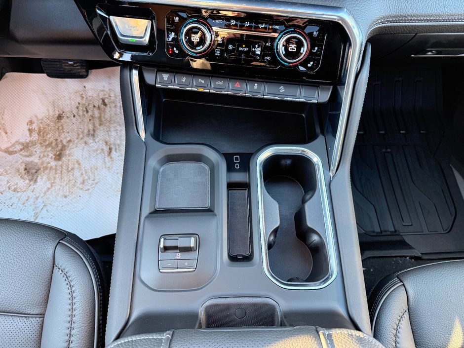 2026 GMC Sierra 3500 HD DENALI SRW-16