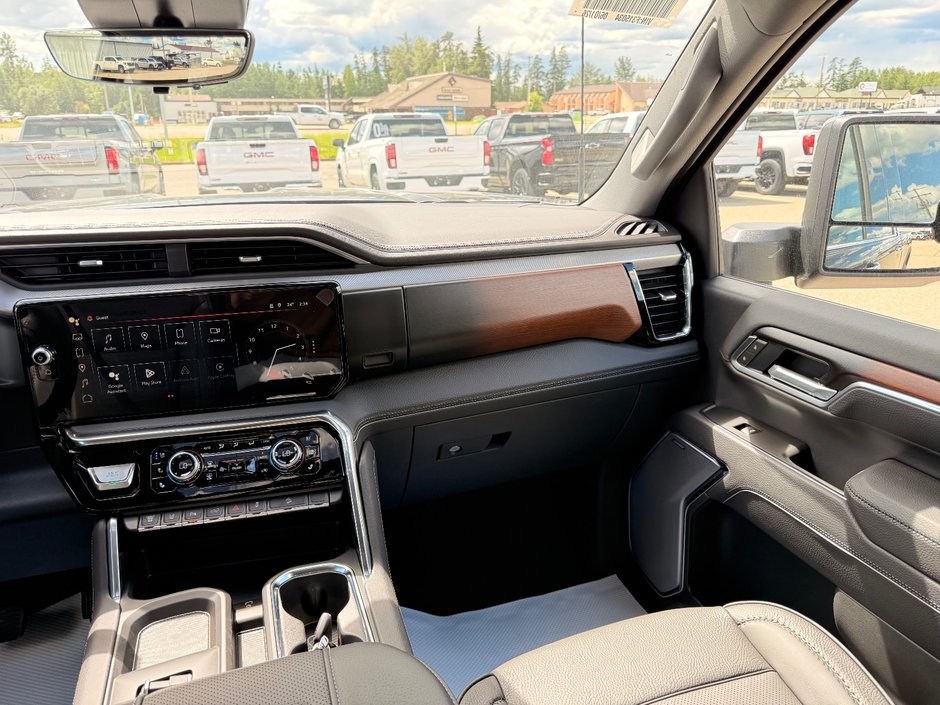 2026 GMC Sierra 3500 HD DENALI SRW-13