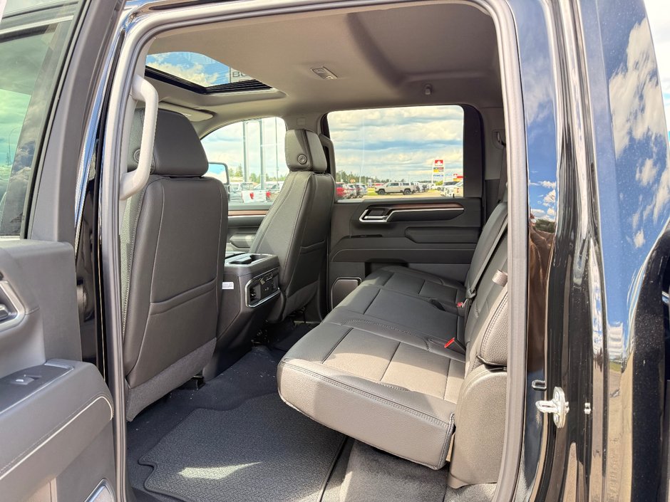 2026 GMC Sierra 3500 HD DENALI SRW-10