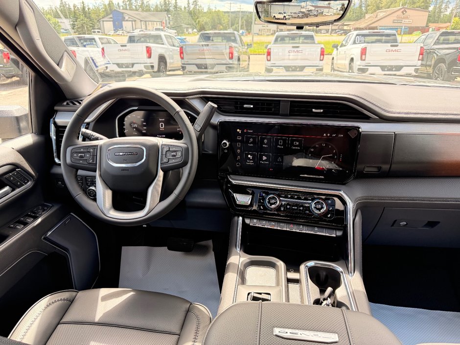 2026 GMC Sierra 3500 HD DENALI SRW-12