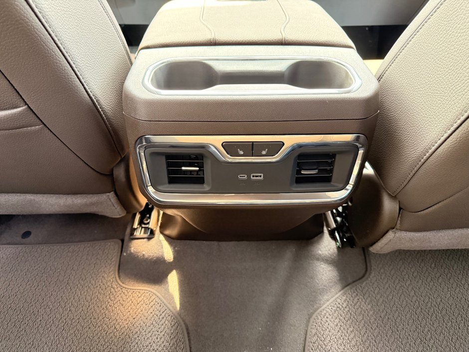 2026 GMC Sierra 3500 HD DENALI SRW-19