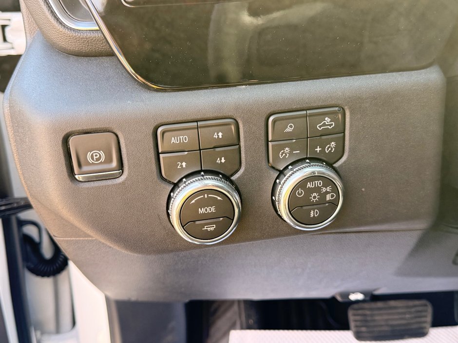 2026 GMC Sierra 3500 HD SLE SRW-9