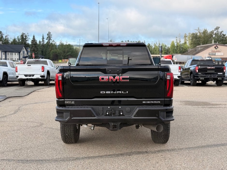 2026 GMC Sierra 3500 HD DENALI SRW-5