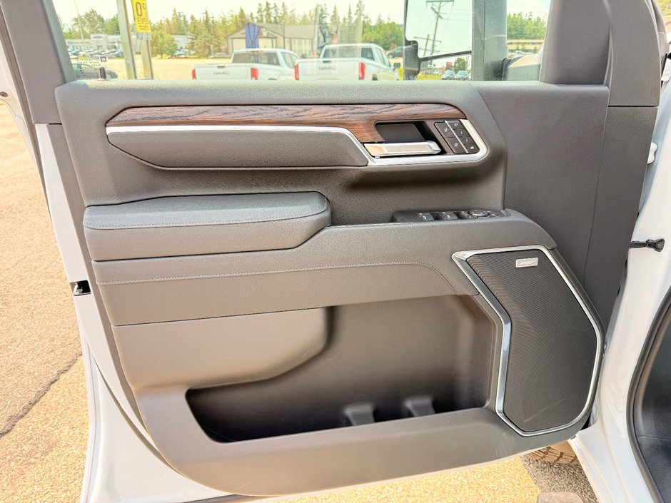 2026 GMC Sierra 3500 HD SLT SRW-8
